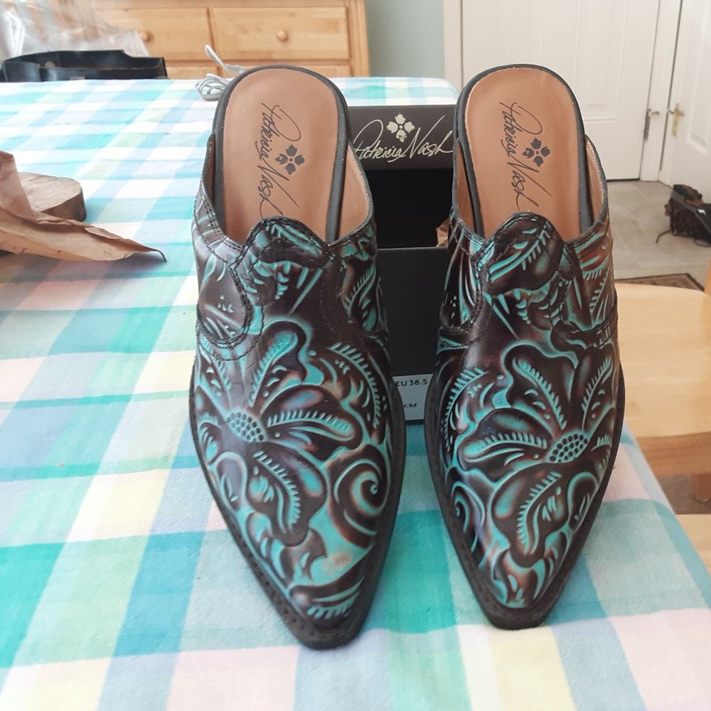 Patrica Nashua  shoes